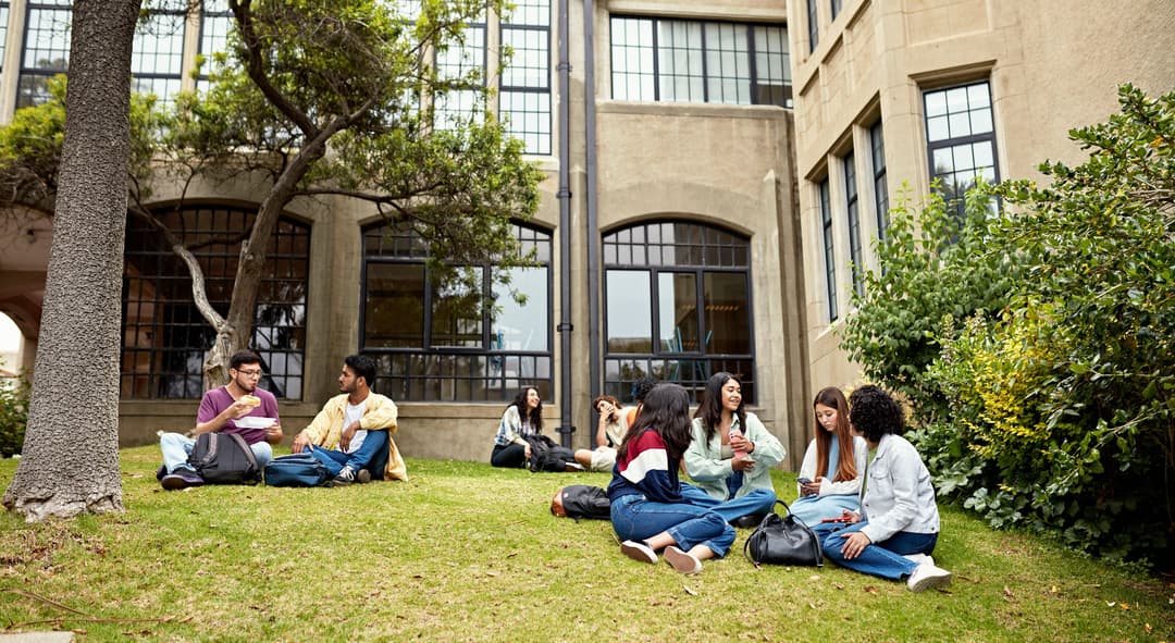 Explore les métiers, sans pression