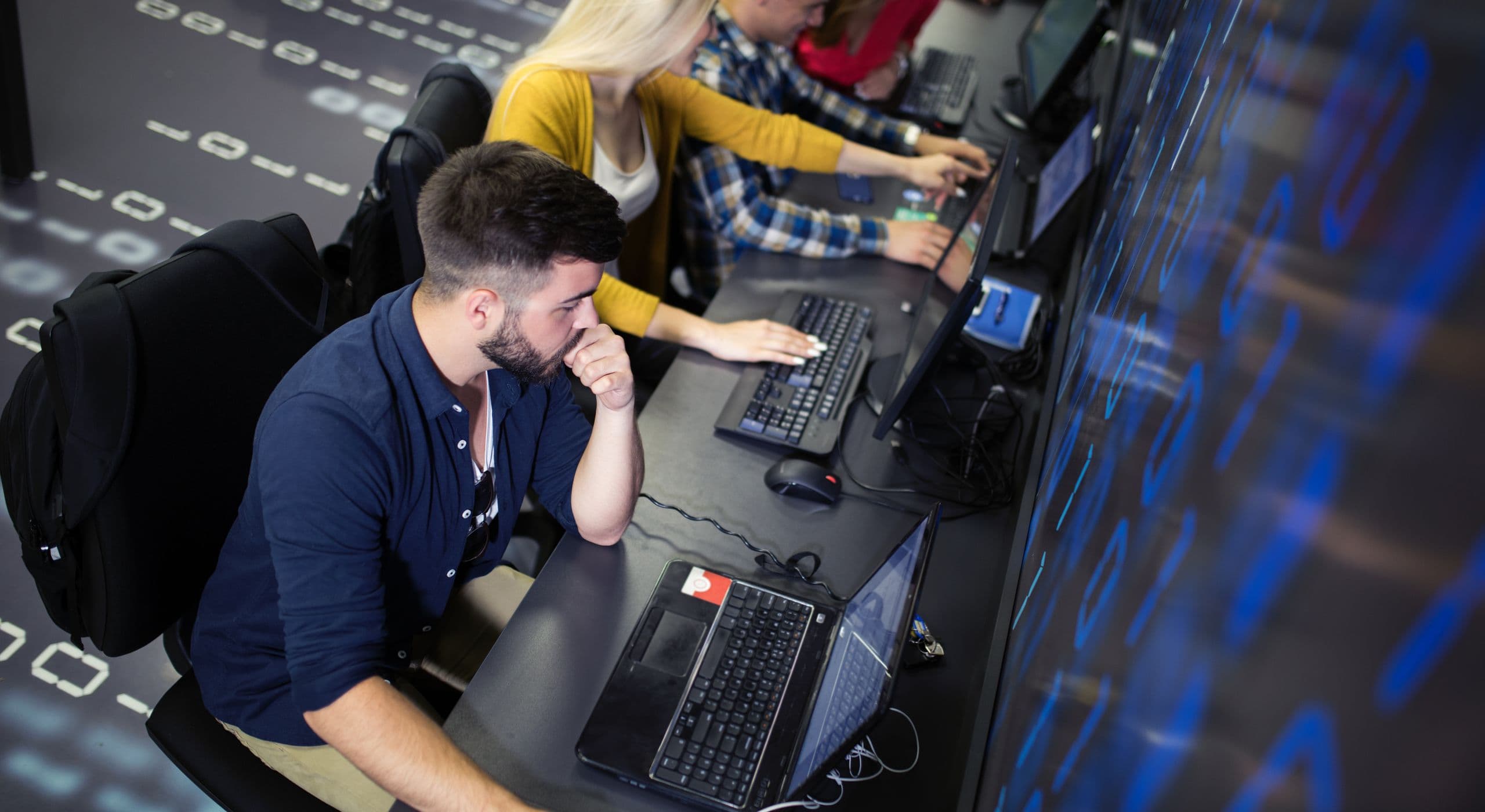 Concepteur·rice d'interfaces utilisateur — tu conçois les écrans que les gens utilisent