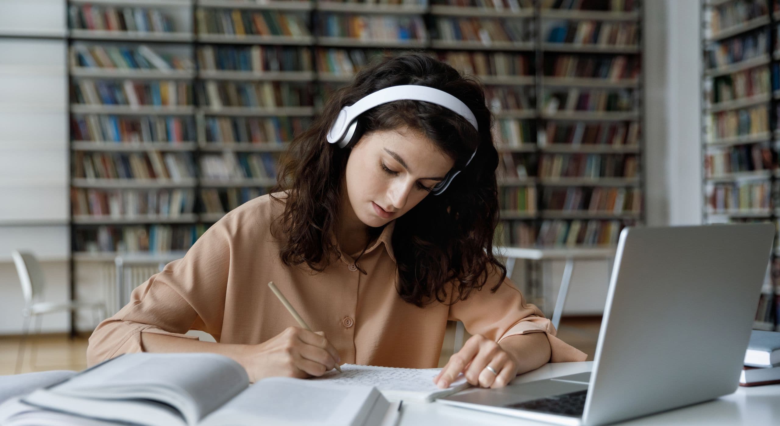 Chargé(e) de formation en entreprise — Conçois et pilote les actions de formation